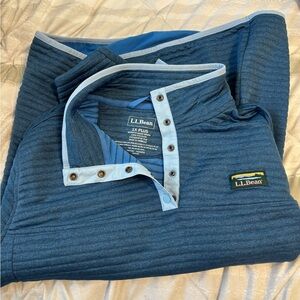 L.L. Bean women’s Casual Blue Button Down Shirt